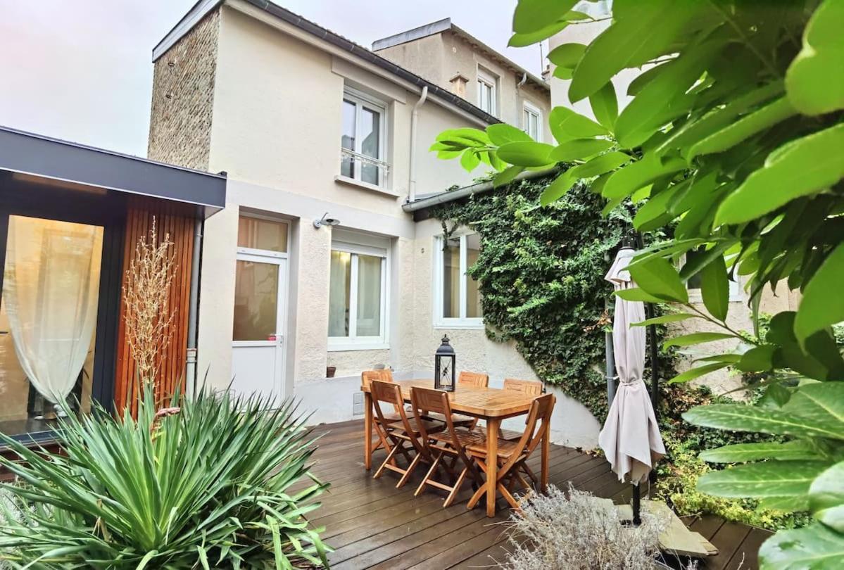 Maison De Ville Avec Terrasse Et Jardin Reims Esterno foto